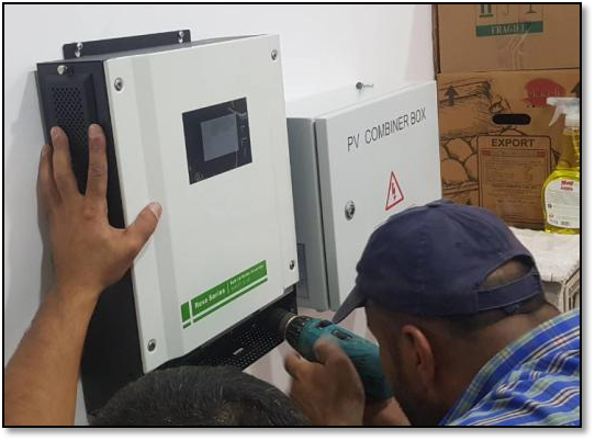 GEYA VM II PRO 3.5-5.5KW 3500w 24v 120-450VDC MPPPT100A Solar Inverter